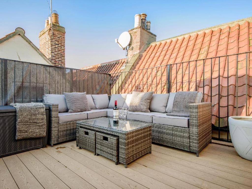 89A Church Street - Luxury One Bed Apartment With Roof Terrace Уитби Экстерьер фото